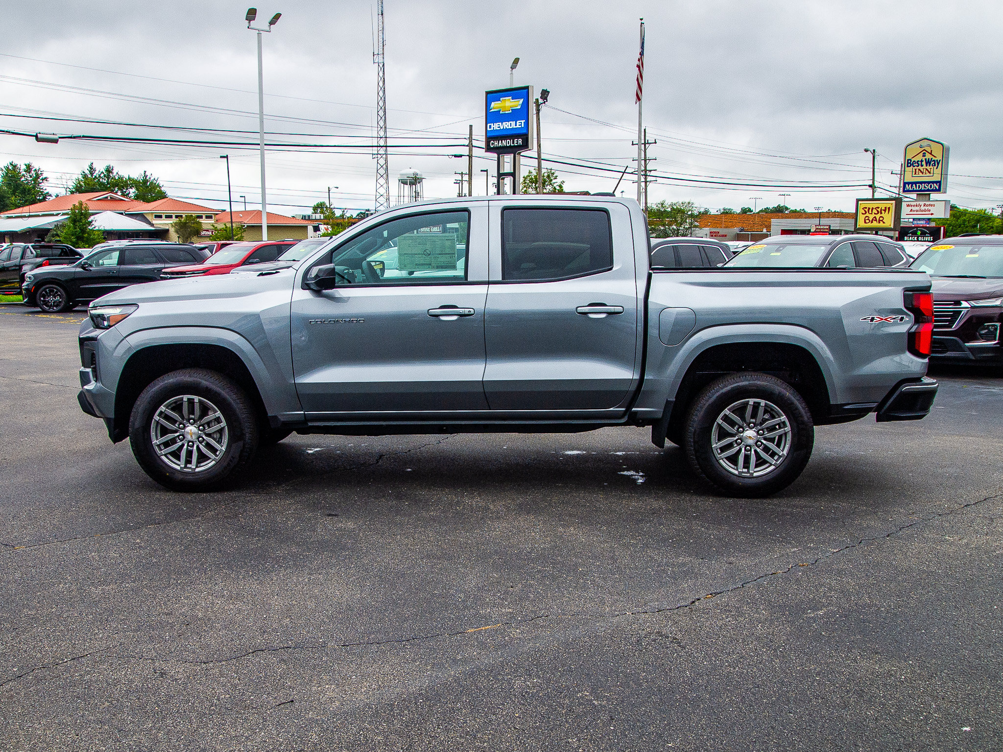 New 2026 Chevrolet Colorado LT w/ LT Convenience Package AWD/4WD image 4