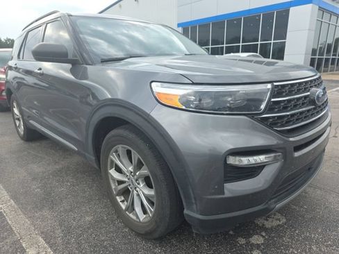 Used 2021 Ford Explorer XLT w/ Equipment Group 202A RWD image 1