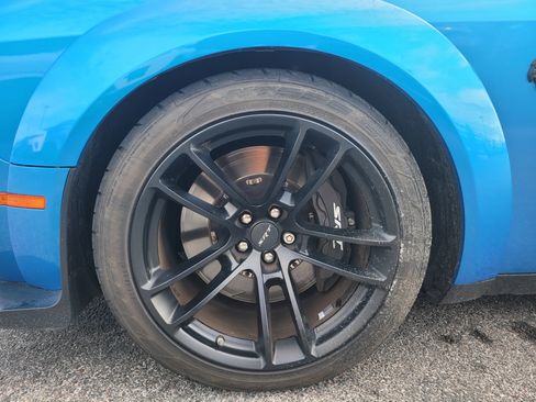 Used 2023 Dodge Challenger SRT Hellcat RWD image 9