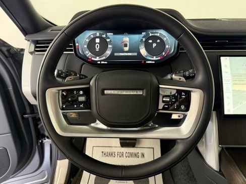 Used 2025 Land Rover Range Rover SE AWD/4WD image 40