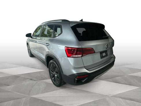 Used 2024 Volkswagen Taos S FWD image 6