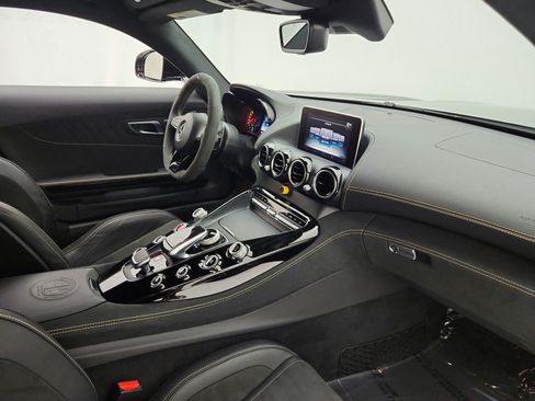Used 2018 Mercedes-Benz AMG GT R image 20