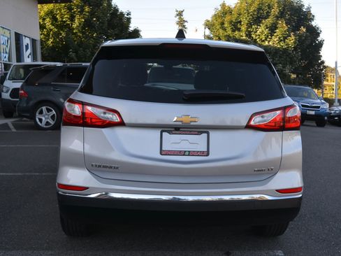 Used 2020 Chevrolet Equinox LT image 6