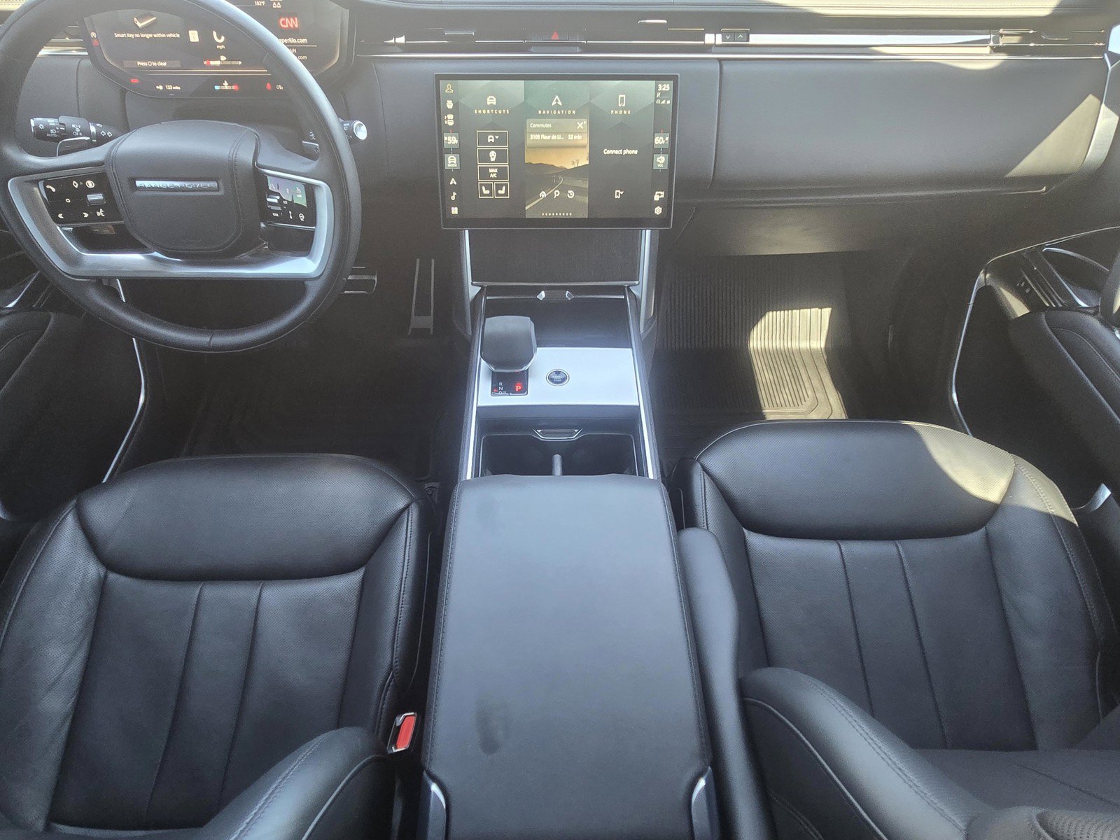Used 2025 Land Rover Range Rover Long Wheelbase SE AWD/4WD image 11