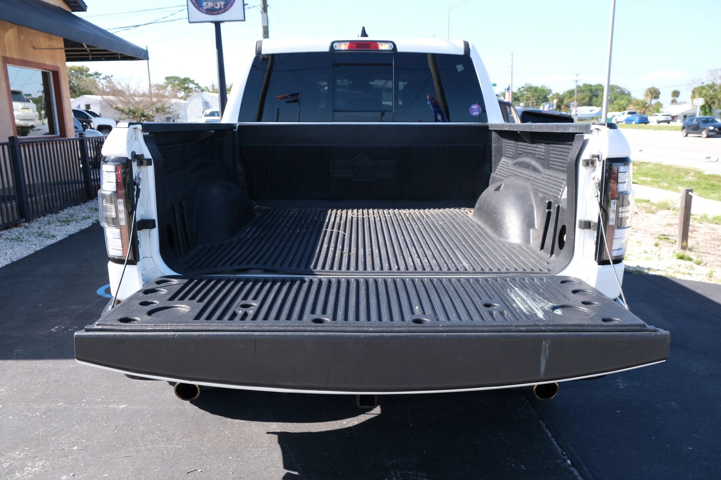 Used 2020 RAM 1500 Big Horn AWD/4WD image 23