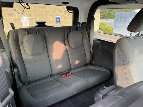 Used 2018 Jeep Wrangler Sport image 21