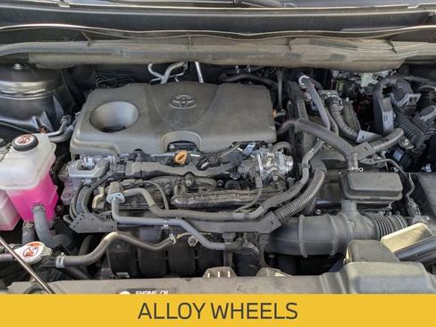 Used 2024 Toyota Sienna LE image 12