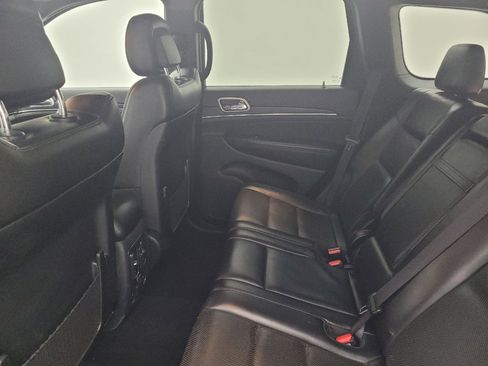 Used 2020 Jeep Grand Cherokee Limited w/ Luxury Group II image 18