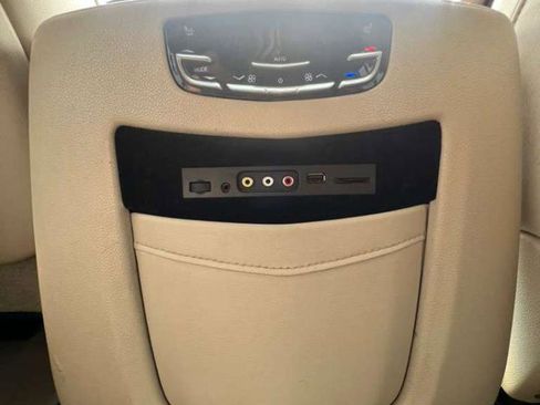 Used 2016 Cadillac Escalade ESV Luxury image 28