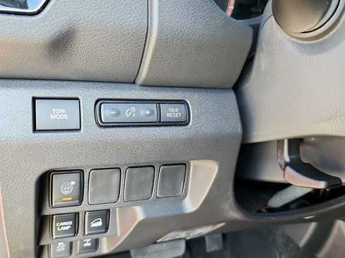 Used 2025 Nissan Frontier PRO-4X w/ Interior Protection Package AWD/4WD image 23