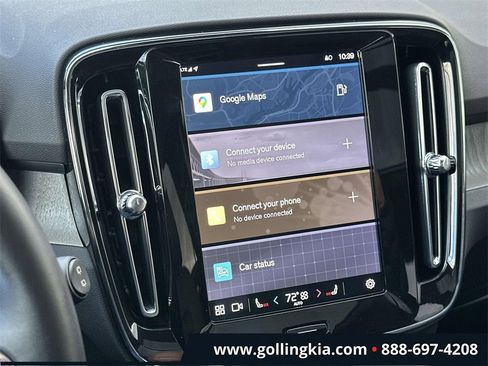 Used 2025 Volvo XC40 B5 Plus image 26