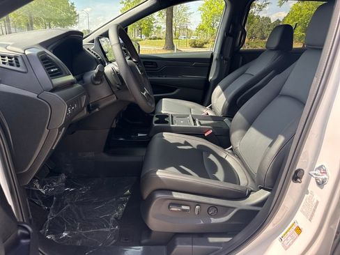 New 2026 Honda Odyssey Sport-L image 11