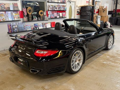 Used 2012 Porsche 911 4 Cabriolet AWD/4WD image 6