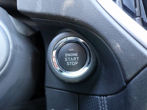 Used 2023 Subaru Forester Premium image 34