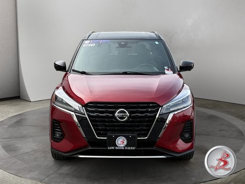 Used 2021 Nissan Kicks SR image 2