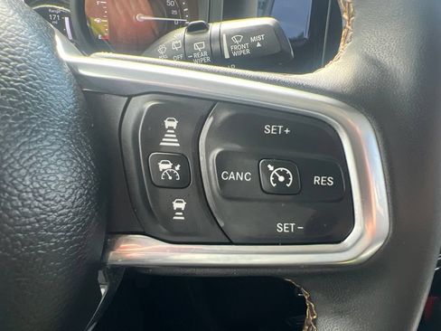 Used 2024 Jeep Wrangler Unlimited Sahara w/ Technology Group AWD/4WD image 63