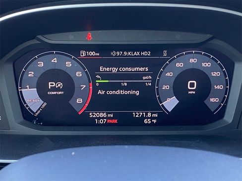 Used 2023 Audi Q3 2.0T Premium image 32