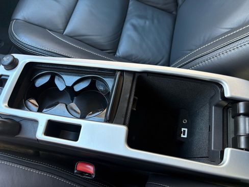 Used 2011 Volvo C70 T5 image 36