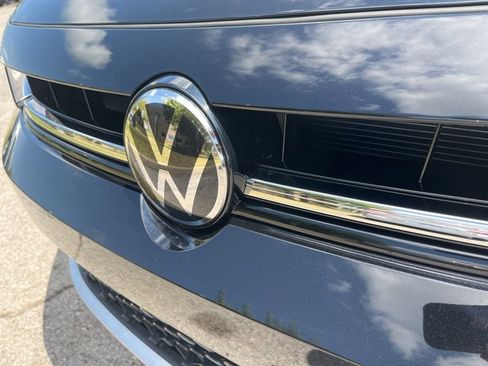 New 2025 Volkswagen Jetta SE image 10