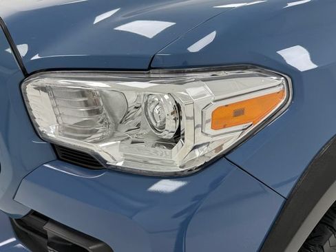 Used 2018 Toyota Tacoma TRD Pro AWD/4WD image 6