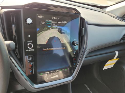 New 2026 Subaru Crosstrek 2.5i Premium AWD/4WD image 9