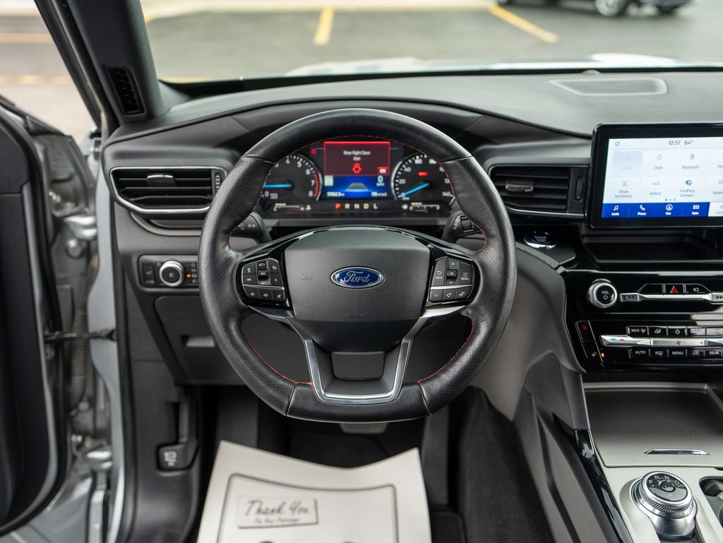 Used 2023 Ford Explorer ST-Line AWD/4WD image 22