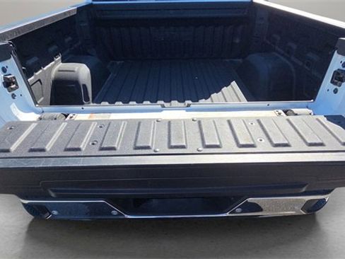 Used 2024 GMC Sierra 1500 SLT w/ SLT Premium Plus Package image 20