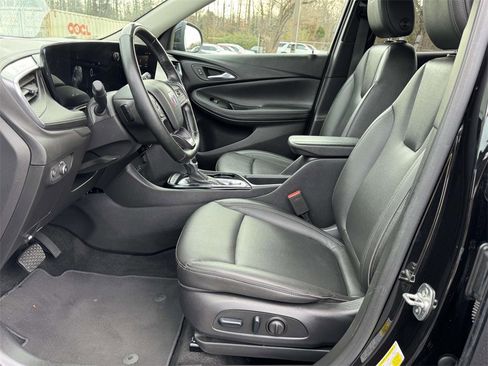 Used 2024 Buick Encore GX Sport Touring w/ Comfort Package image 20