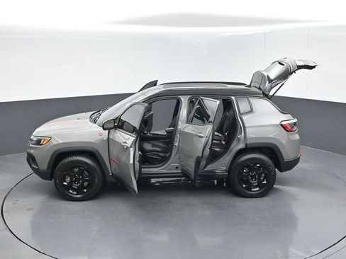 Used 2023 Jeep Compass Trailhawk AWD/4WD image 55