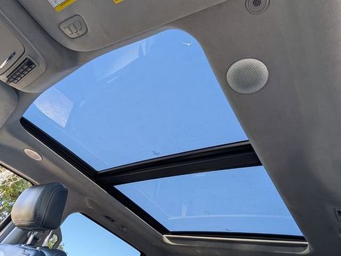 Used 2024 Ford F250 Limited image 23