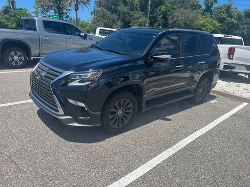 Used 2022 Lexus GX 460 Premium w/ Accessory Package AWD/4WD image 2