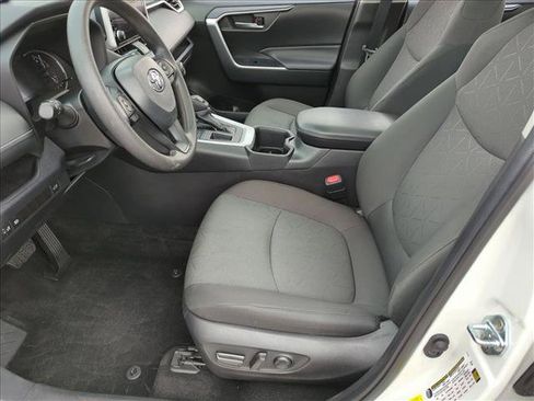 Certified 2024 Toyota RAV4 XLE w/ Convenience Package FWD image 16