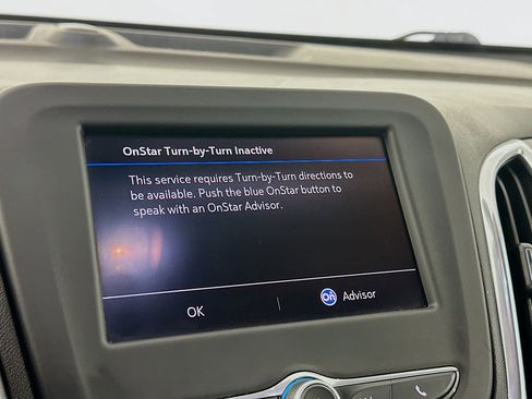 Used 2020 Chevrolet Equinox LT w/ Driver Convenience Package image 22