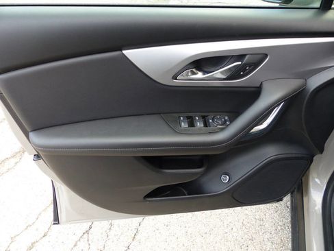 Used 2021 Chevrolet Blazer LT image 17