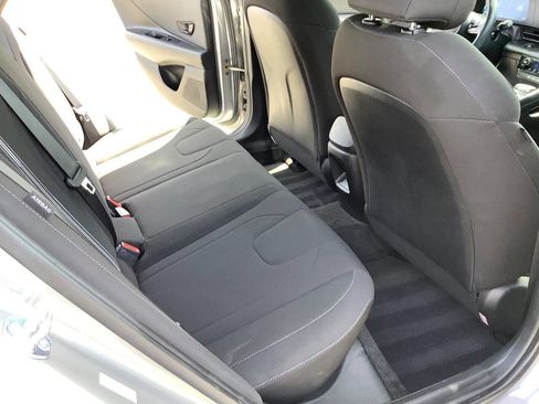 Used 2025 Hyundai Elantra Sport FWD image 30