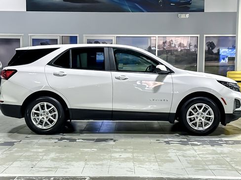 Used 2024 Chevrolet Equinox LT image 7