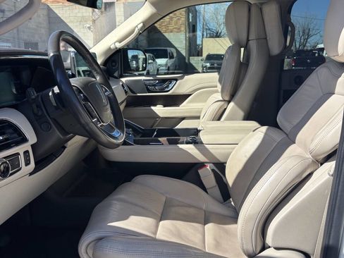 Used 2020 Lincoln Navigator Reserve w/ Equipment Group 201A Reserve image 7