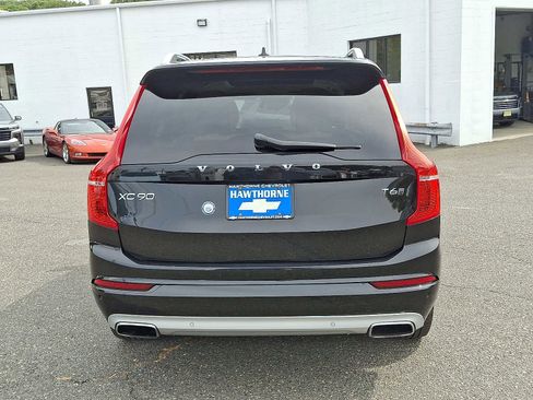 Used 2016 Volvo XC90 T6 Momentum w/ Momentum Plus Package image 5