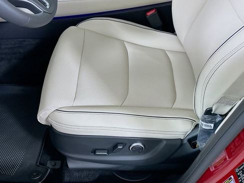 New 2026 Genesis GV70 2.5T Advanced image 21