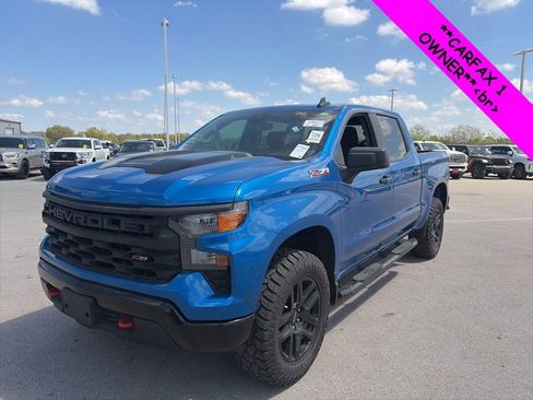 Used 2022 Chevrolet Silverado 1500 Custom Trail Boss w/ LPO, Dark Essentials Package image 4