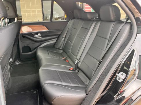 Used 2023 Mercedes-Benz GLE 350 4MATIC w/ Premium Package image 20