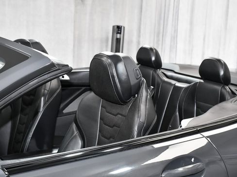 Used 2022 BMW 840i xDrive Convertible w/ Driving Assistance Package image 83