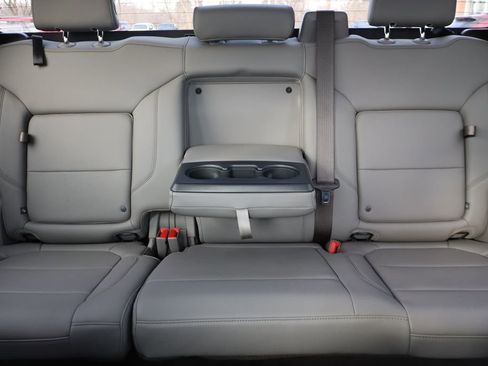 Used 2019 Chevrolet Silverado 1500 LTZ image 39