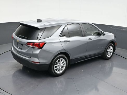 Used 2023 Chevrolet Equinox LS image 19