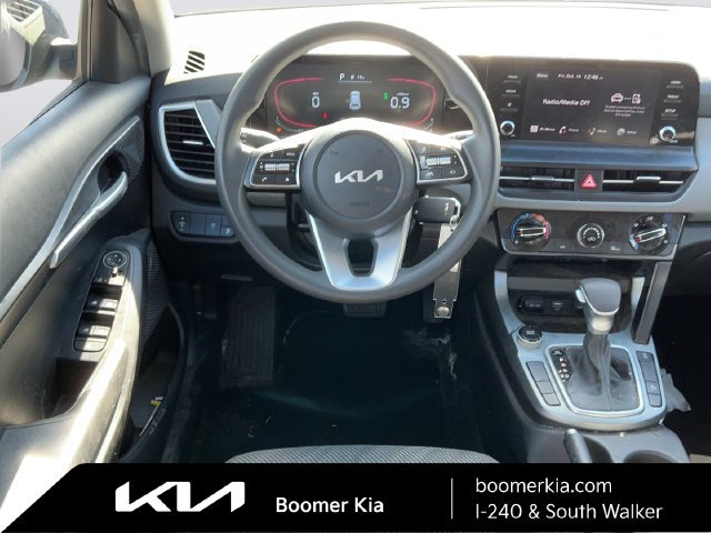 Certified 2025 Kia Seltos LX AWD/4WD image 14