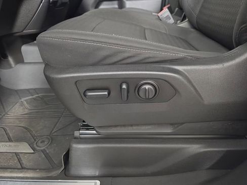 Used 2022 Chevrolet Silverado 2500 LT w/ Convenience Package AWD/4WD image 38