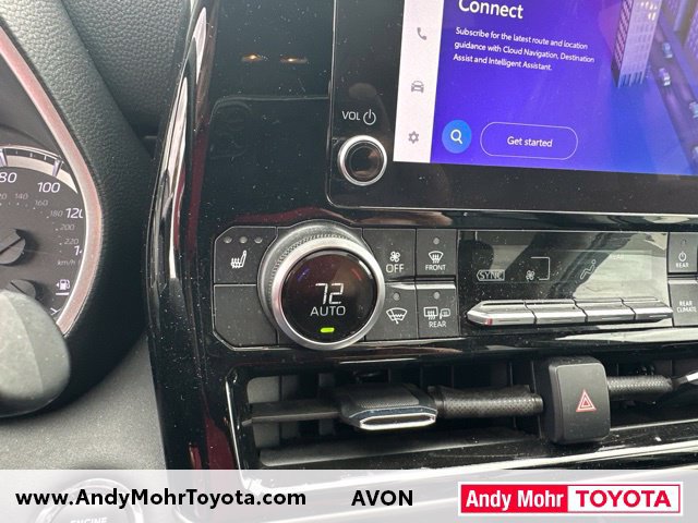 Used 2023 Toyota Highlander XLE FWD image 10