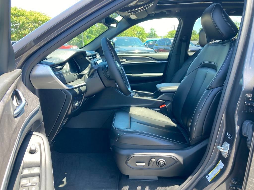 New 2024 Jeep Grand Cherokee Limited 4xe AWD/4WD image 10