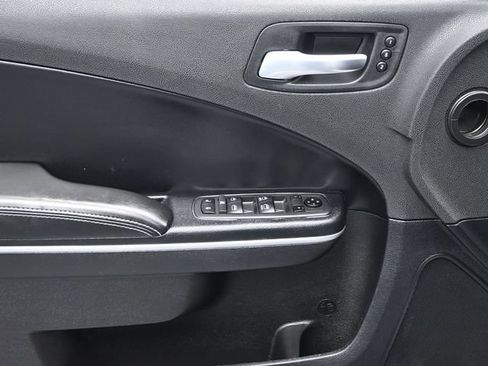 Used 2021 Dodge Charger SXT w/ Leather Interior Group RWD image 12