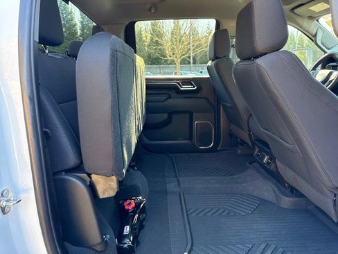 Used 2024 Chevrolet Silverado 2500 LT w/ Safety Package image 46